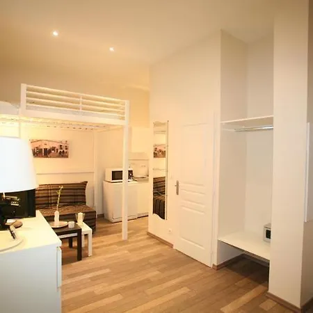 Gambetta Apartament *